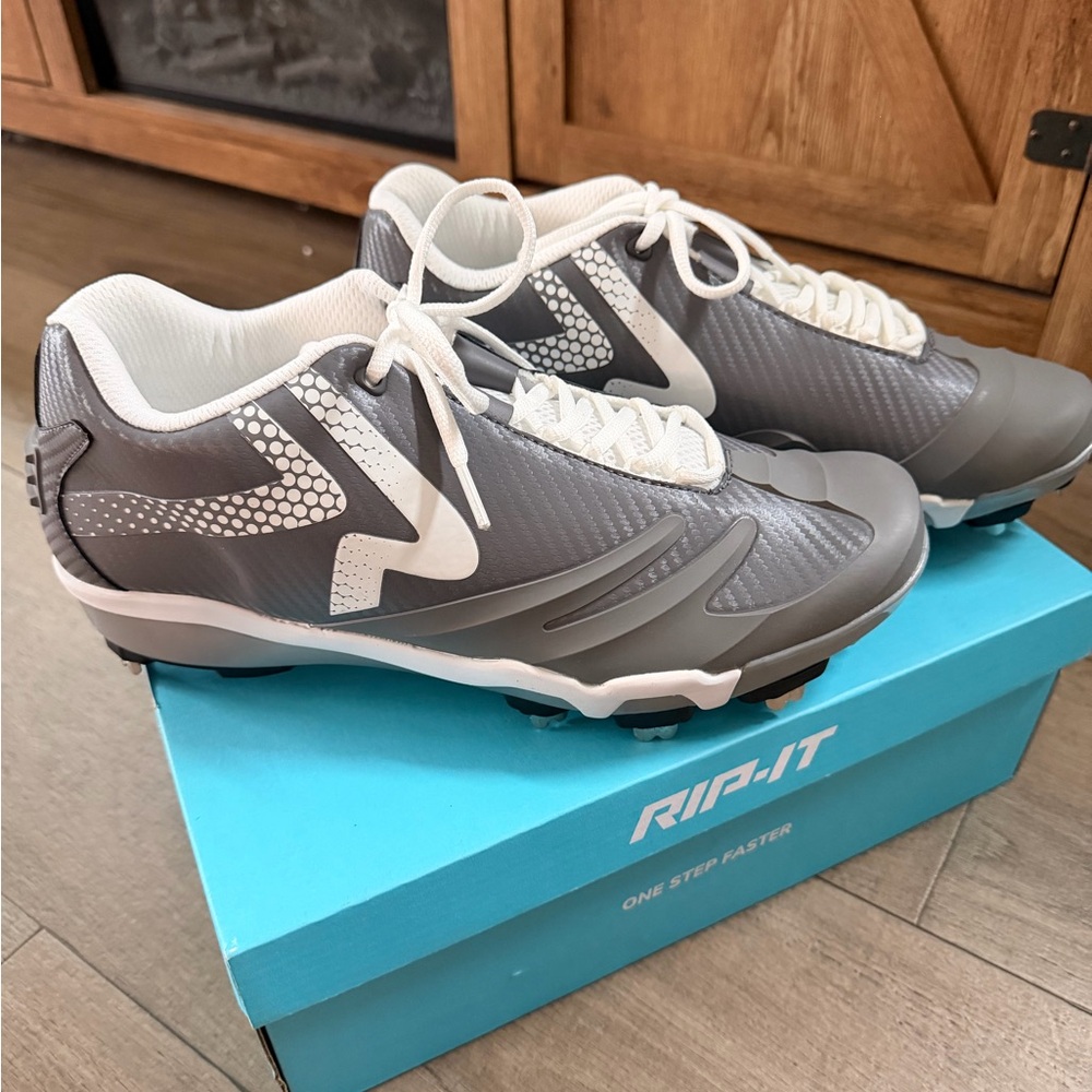 RIP-IT SwiftStep Ringor Pro Metal Spike Softball Shoes - Women’s 13 (UK 10.5)